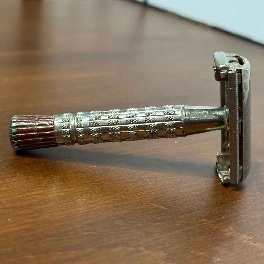 Vintage Gillette Red Tip Super Speed B 1956 Safety Razor‎ TTO USA